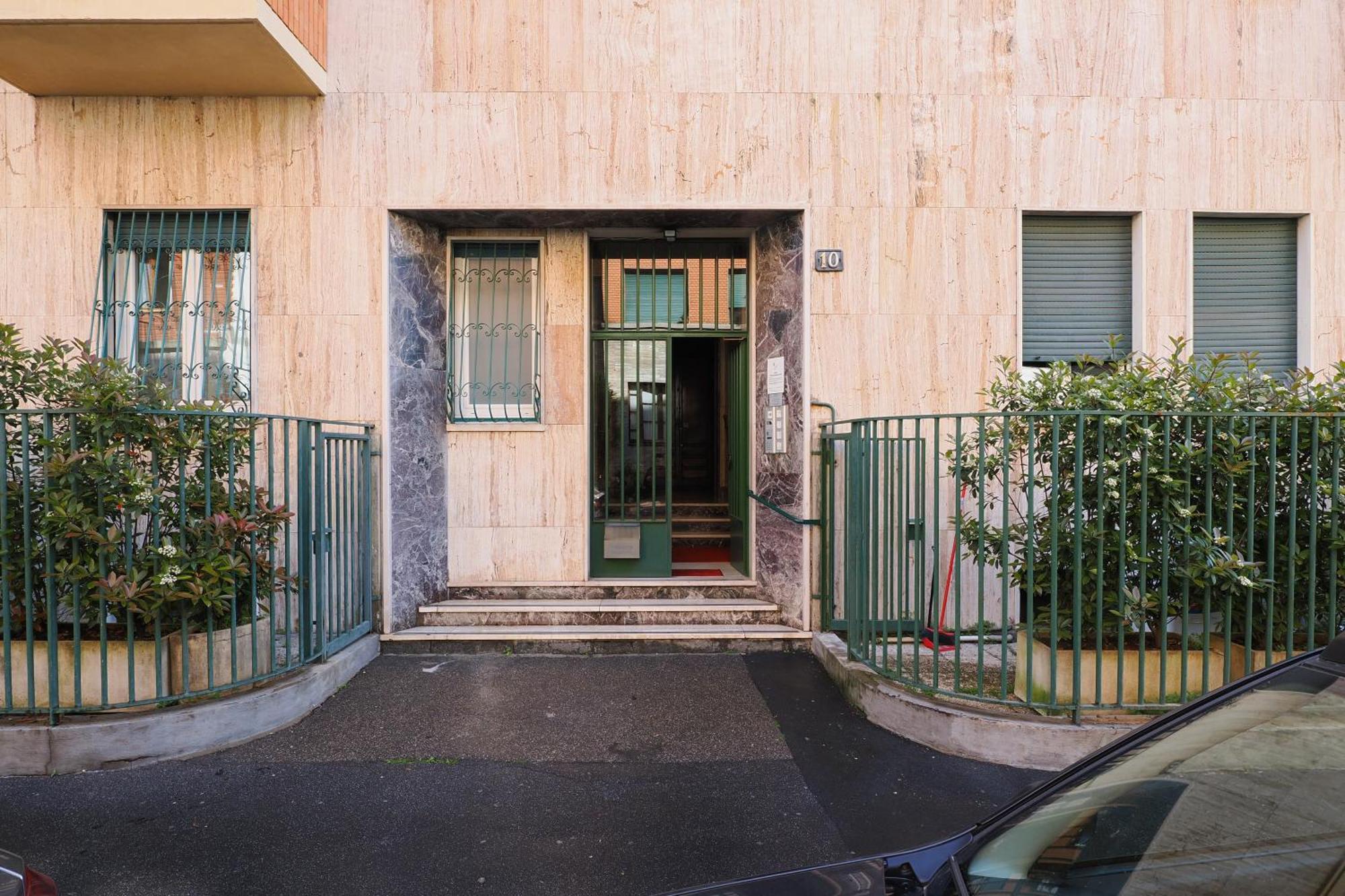 Primopiano - Bardelli Apartment มิลาน ภายนอก รูปภาพ